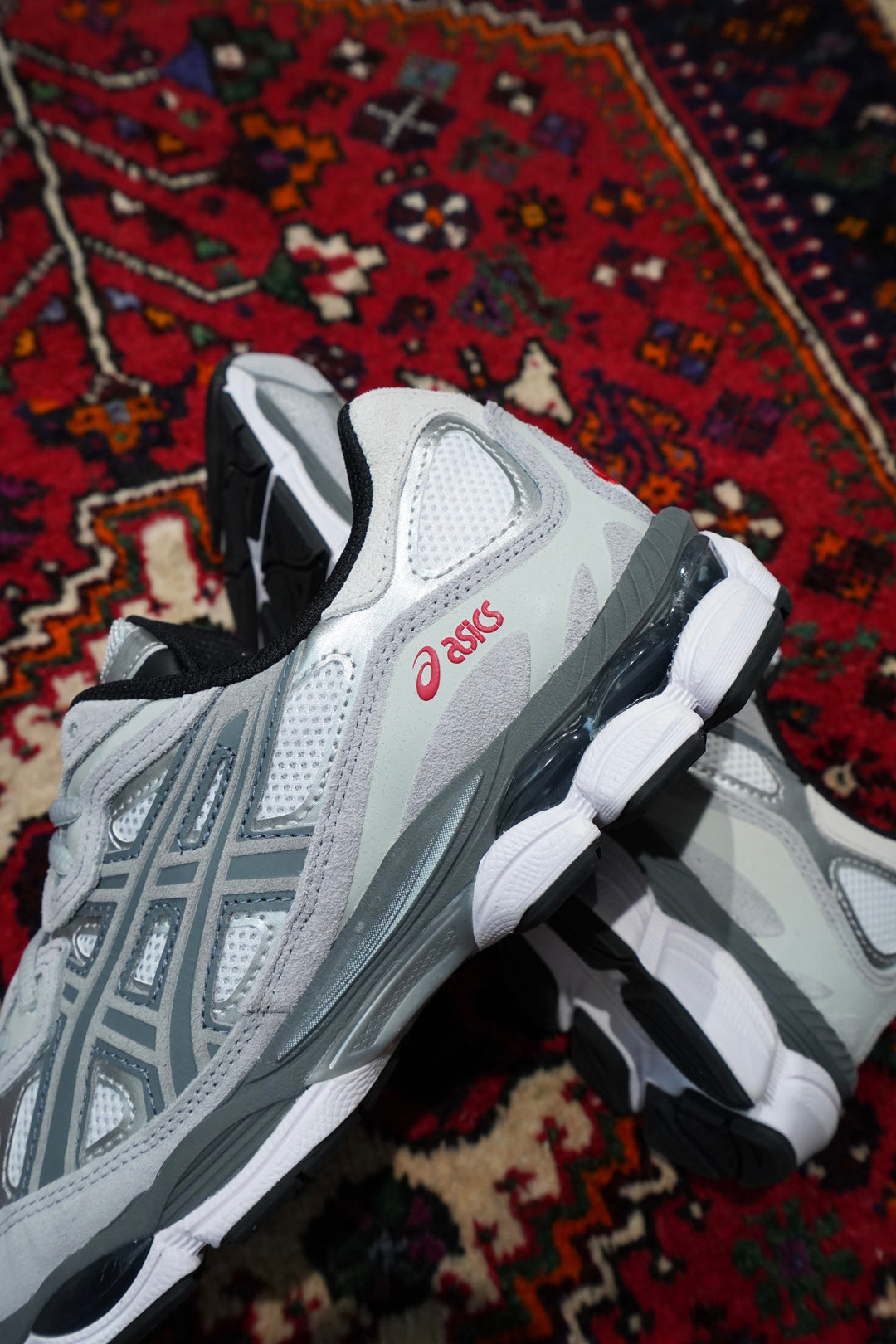 ASICS(アシックス)のGEL-NYC(WHITE/STEEL GREY)(スニーカー)(靴)の通販