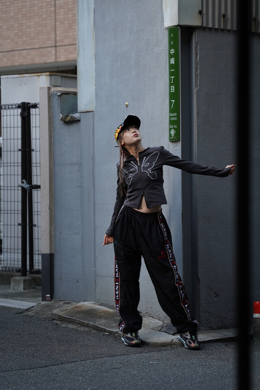 P.A.M.(Perks and Mini)(パム)のKOSMIC KISS ZIPPED CARDIGAN(WET