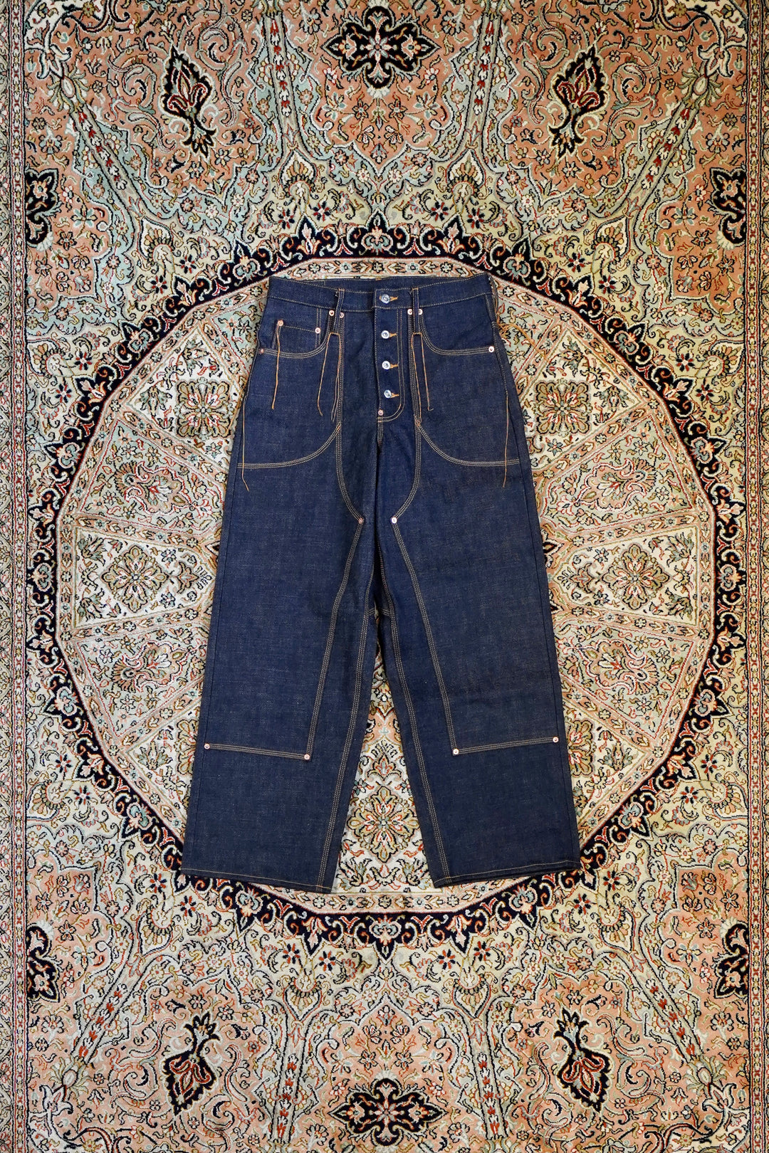 SUGARHILL（シュガーヒル）のLOOSE THREAD DOUBLE KNEE DENIM PANTS 