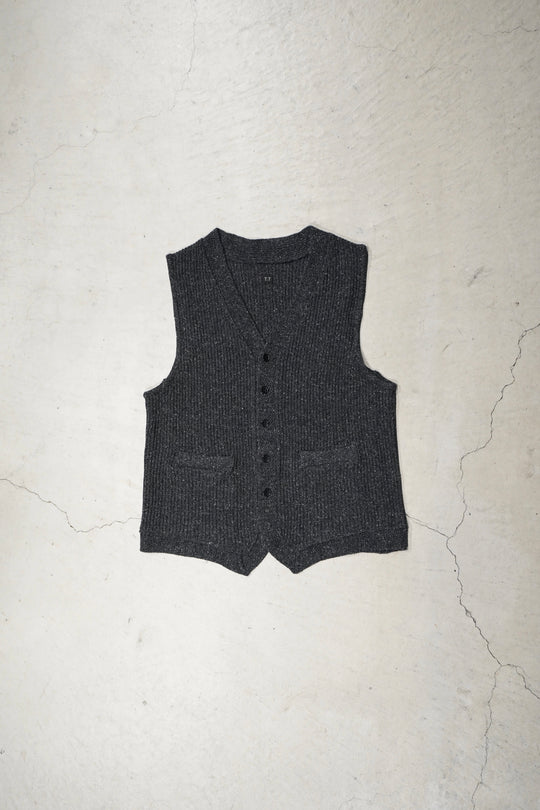 09ACD49A-C96C-46D4-941A-