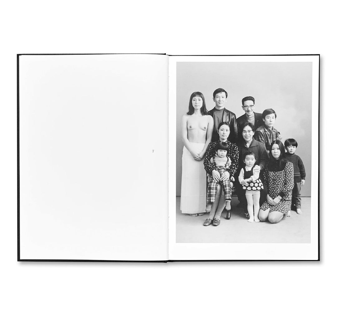 FAMILY by Masahisa Fukase(写真集)(フォトブック)の通販 | CEDARWOOD