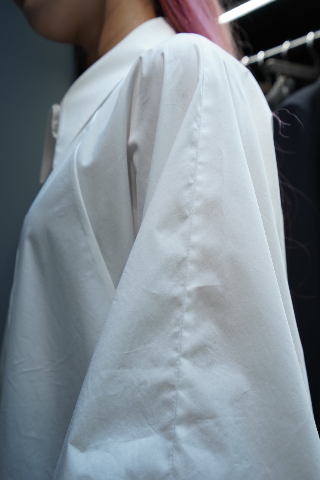 SATORU SASAKI(サトルササキ)のRAGLAN SHIRT DRESS(WHITE