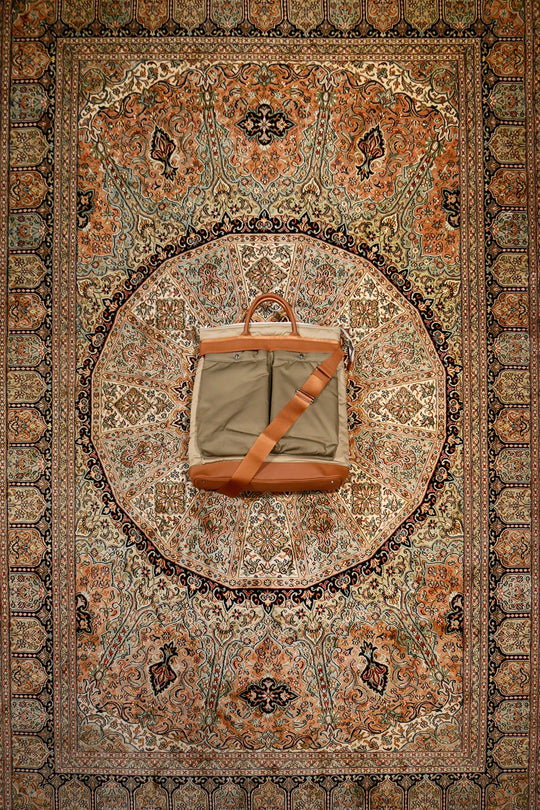 Children of the discordanceのVINTAGE TRENCH PATCHWORK HELMET BAG