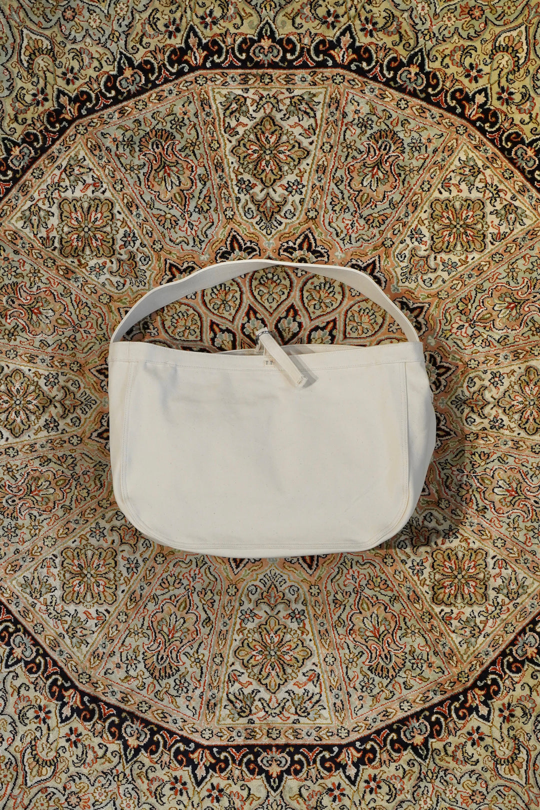 Taiga Takahashi Newsboy Bag Small Ivory Lot.018 – VISION OF