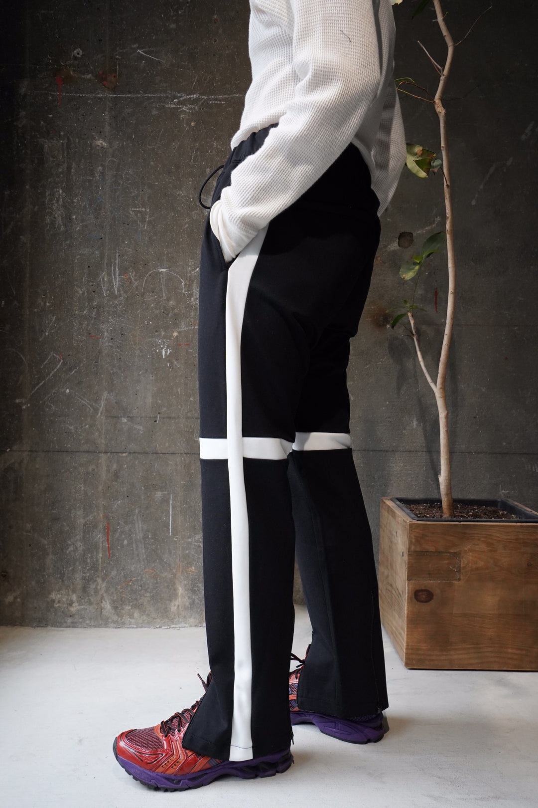 LITTLEBIG(リトルビッグ)のTRACK PANTS(BLACK)(パンツ)の通販