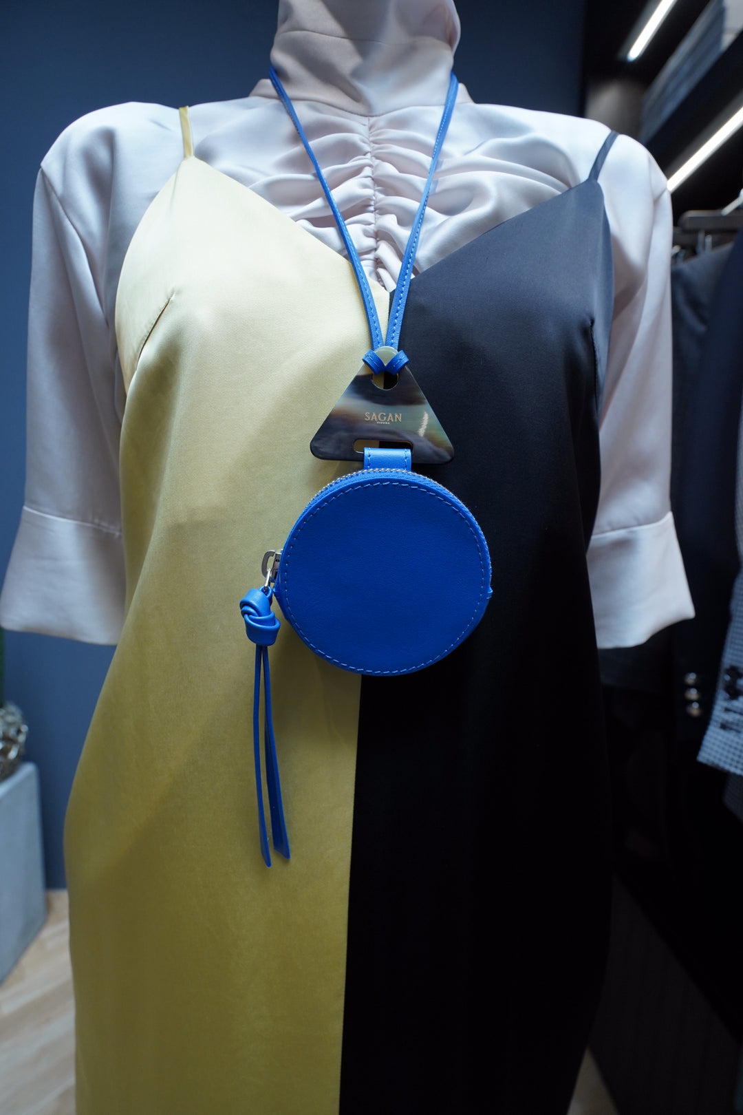 SAGAN VIENNA(サガン・ヴィエンナ)のCOIN NECKLACE WALLET ROUND(ITALY