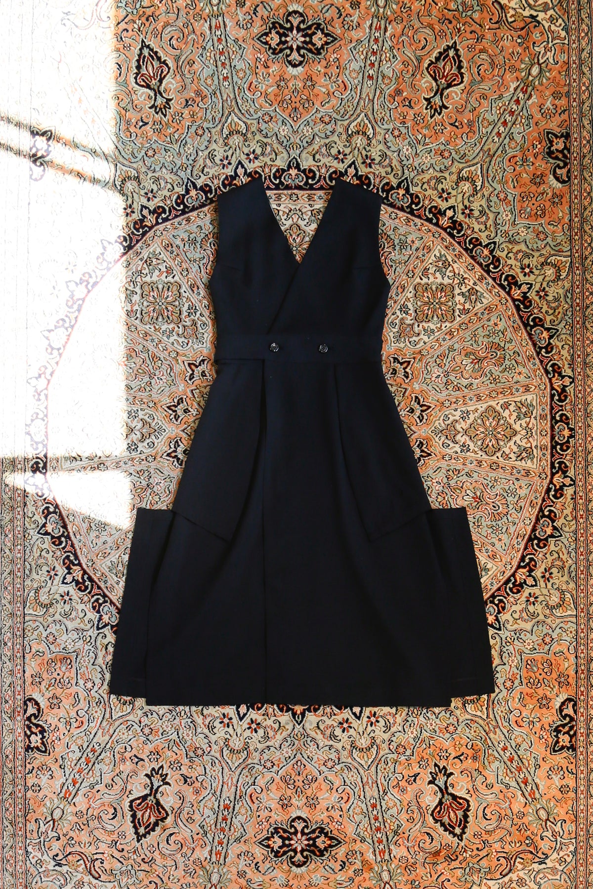 Ujoh Separate Slit Dress (BLACK)