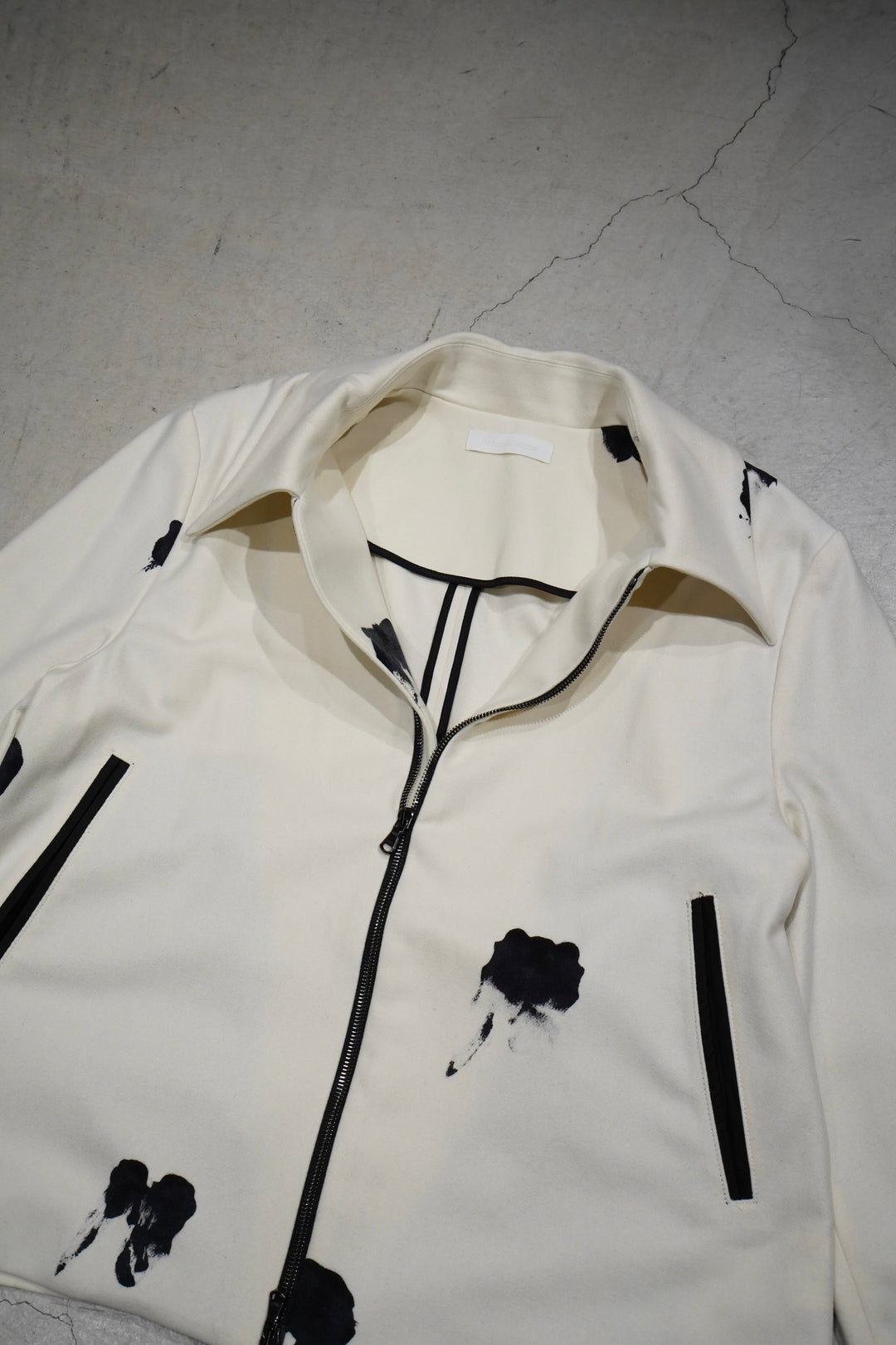 ジャケット・アウター NOBUYUKI MATSUI Zip up blouson Nobuyuki Matsui (Nobuyuki Matsui) Zip Up Blouson (WHITE