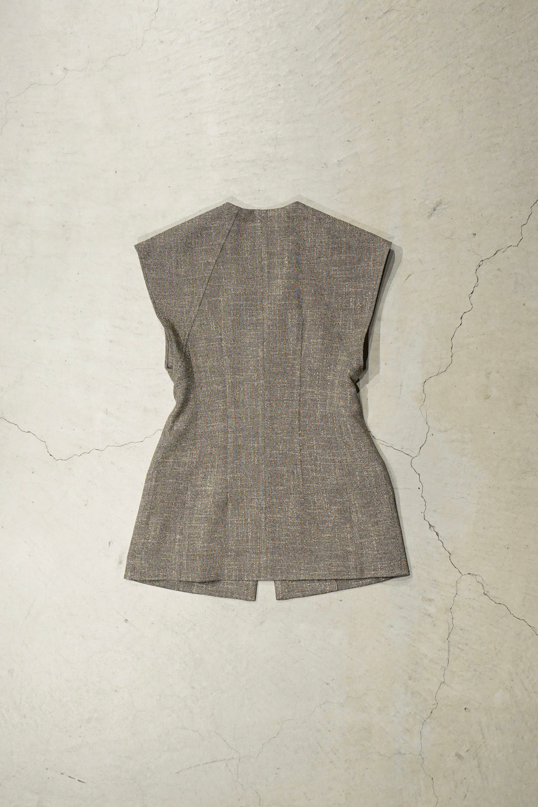 新品【SATORU SASAKI】ノースリーブ ジャケット SATORU SASAKI】SLEEVELESS JACKET-Amanojak.