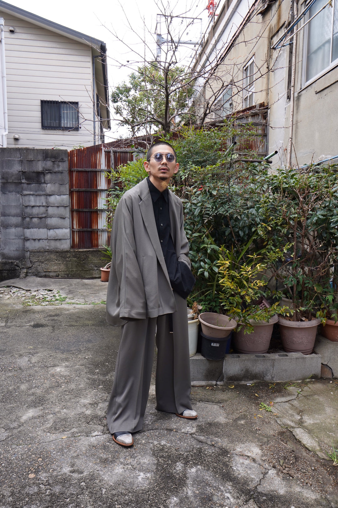 UJOH(ウジョー)のDolman Sleeve JKT(OLIVE GRAY)(ジャケット)の通販