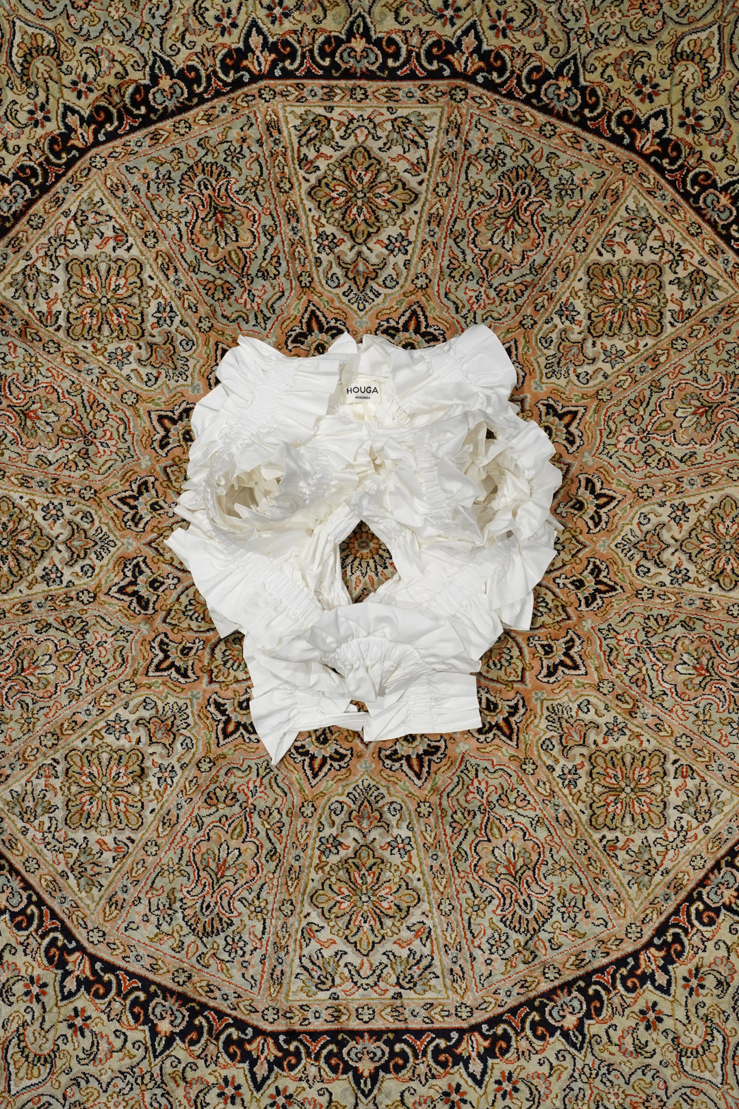 ＜HOUGA＞ waltz frill vest cotton WHITE HOUGA (Hoga) Waltz Frill Vest (WHITE) (Best) Mail Order