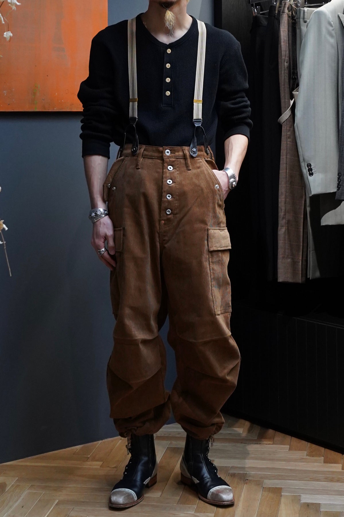 SUGARHILL（シュガーヒル）のCORDUROY ARMY CARGO PANTS(BROWN)(カーゴ