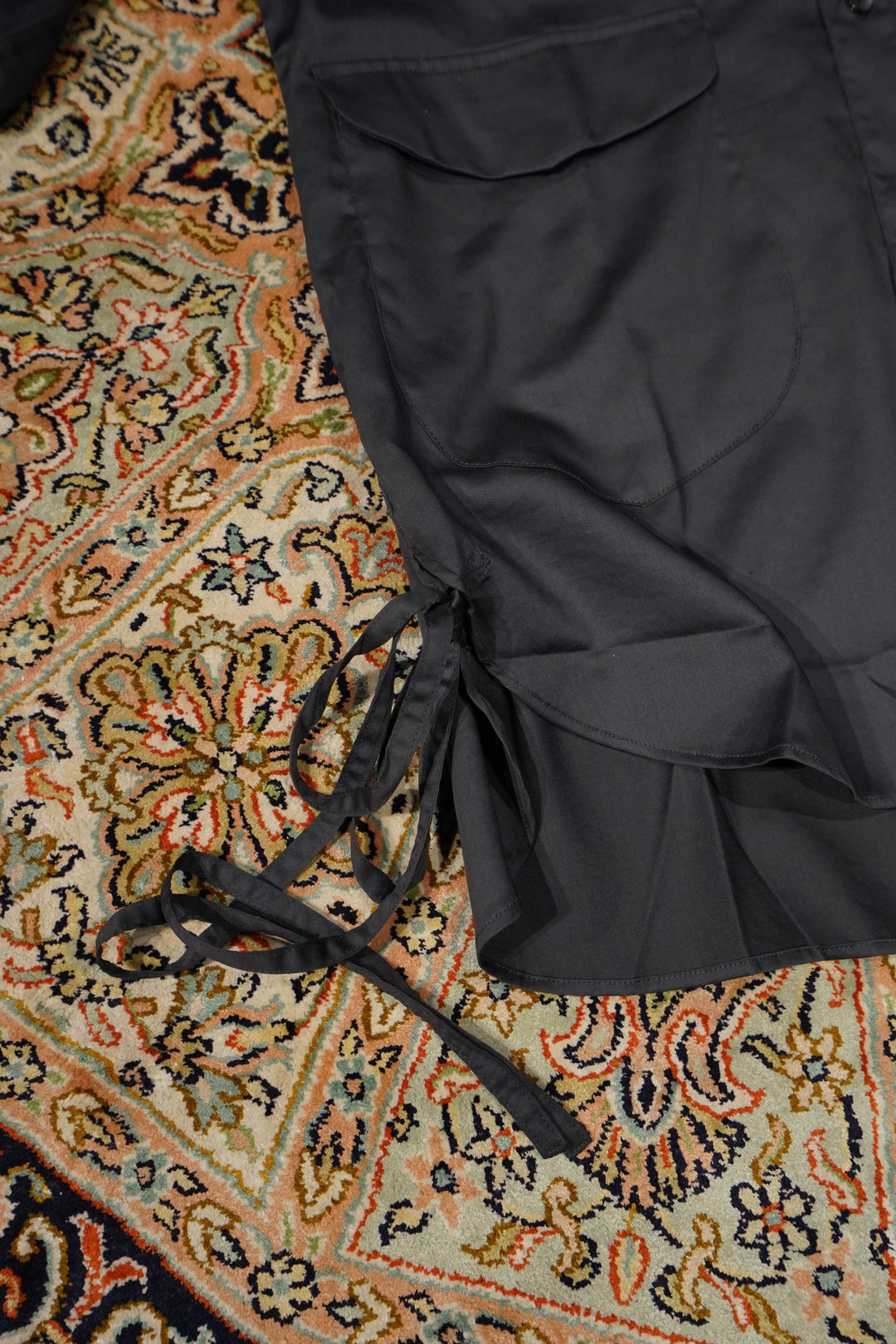 SUGARHILL(シュガーヒル)のClassic Round front Shirt(BLACK)(シャツ