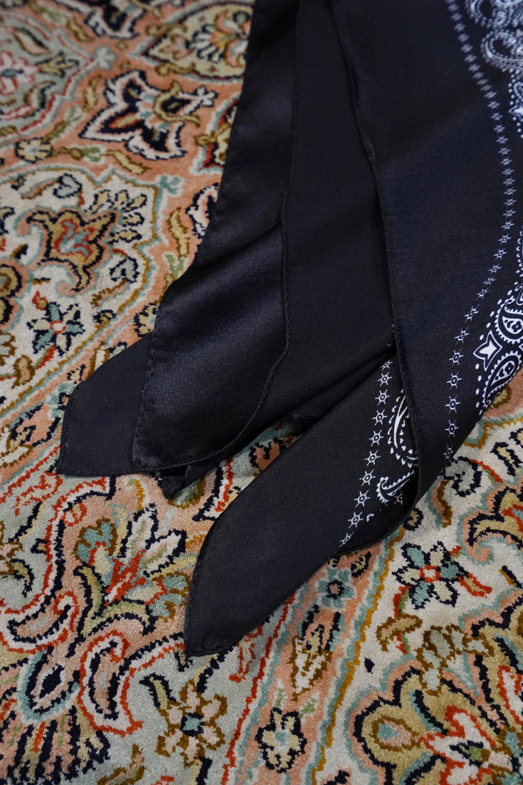 小物 sugarhill 21aw silk bended scarf SUGARHILL - BENDED SCARF / BLACK | Retikle Online Store