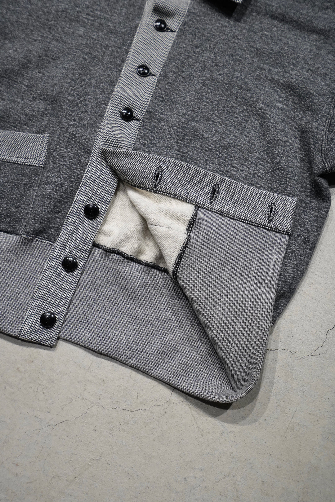 Taiga Takahashi(タイガタカハシ)のSWEAT COAT (HEATHER GRAY