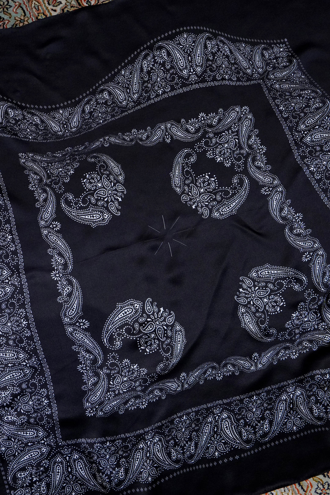 SUGARHILL(シュガーヒル)のBENDED SILK SCARF(BLACK)(スカーフ