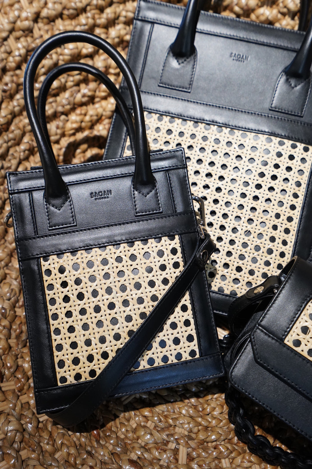 SAGAN VIENNA(サガン・ヴィエンナ)のVIENNA SHOPPER BAG S(NERO