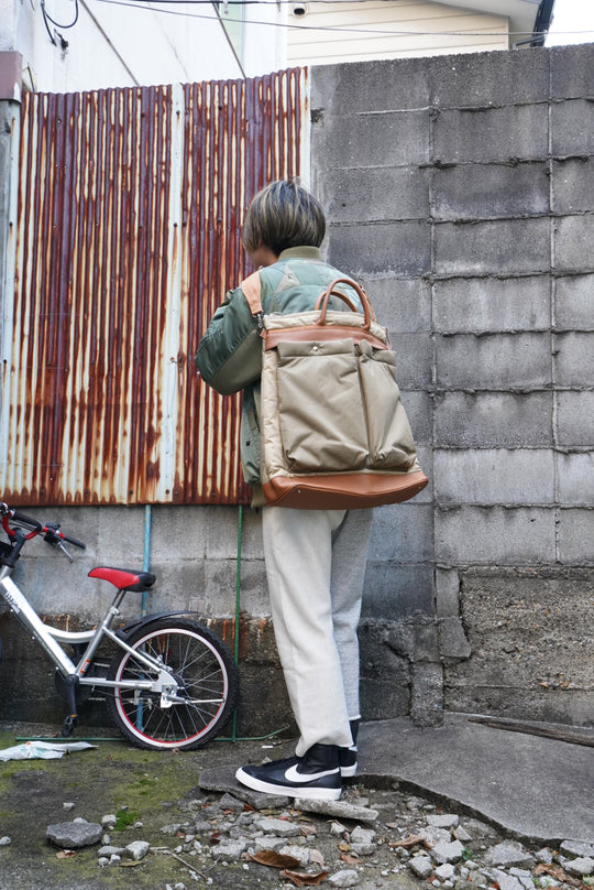 Children of the Discordance ヘルメットバッグ BD5ADABC-22D8-4B40-92F8-