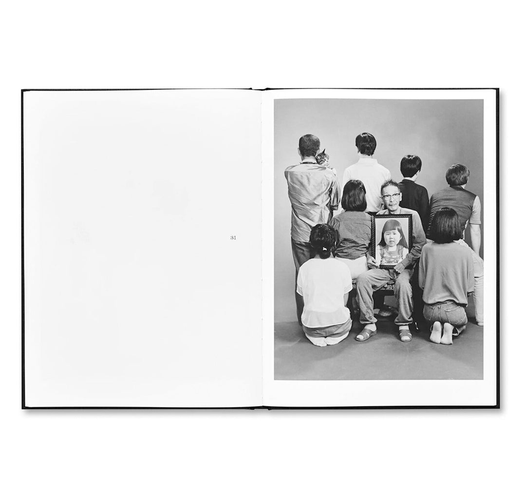 FAMILY by Masahisa Fukase(写真集)(フォトブック)の通販 | CEDARWOOD