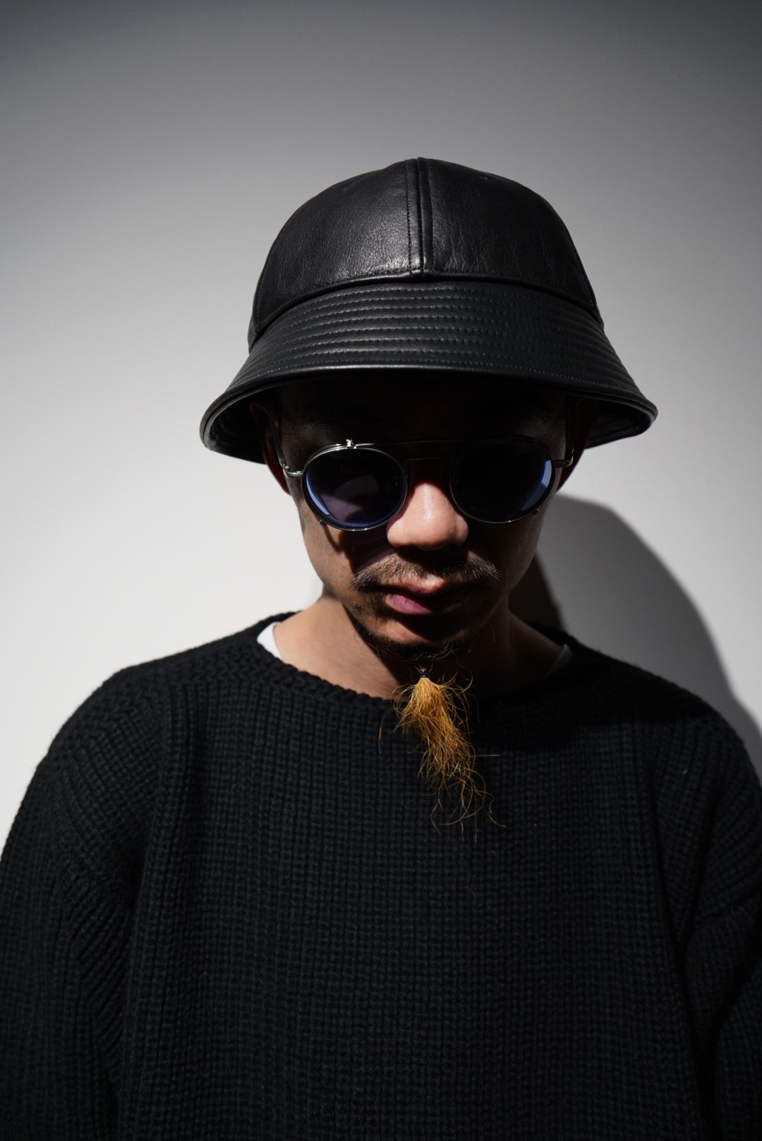 SOLARIS HATMAKERSu0026Co. LEATHER BUCKET HAT-