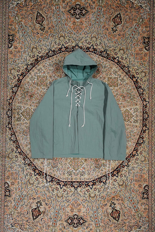 Urig(ウーリッヒ)のCNC LACE UP ANORAK(VIRIDIAN)(トップス)の通販 