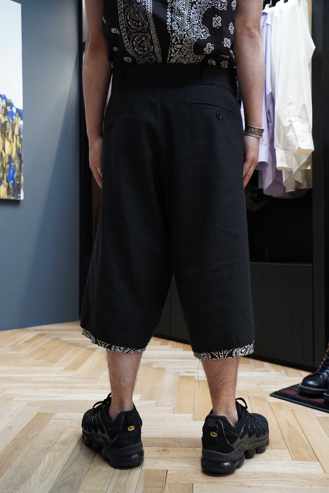Children of the discordanceのVINTAGE BANDANA WIDE SHORT PANTS