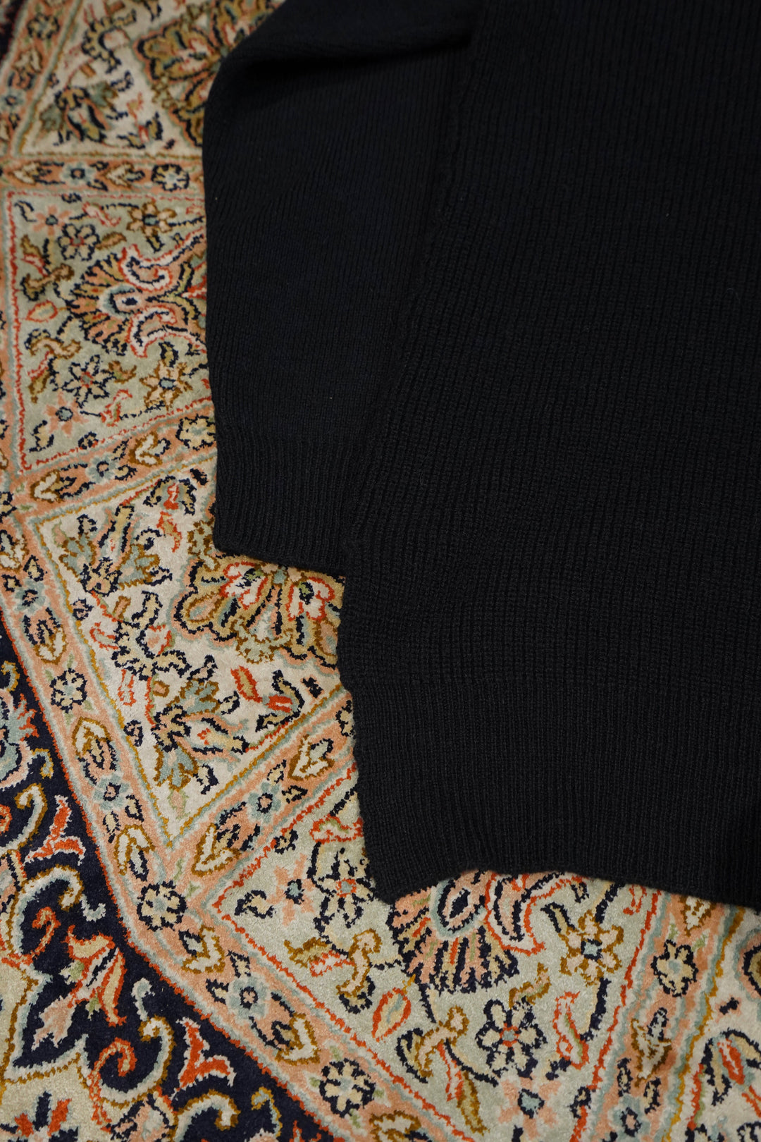 UJOH(ウジョー)のCrew Neck Crochet Knit(BLACK)(ニット)の通販