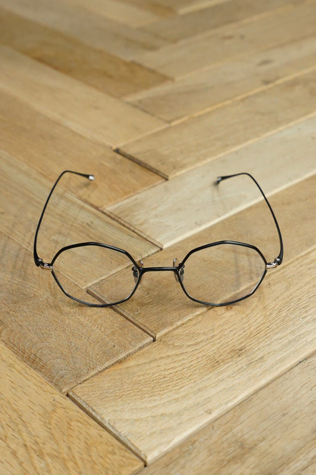 YUICHI TOYAMA(ユウイチトヤマ) のU-147 type:Brandt 01(Black/White