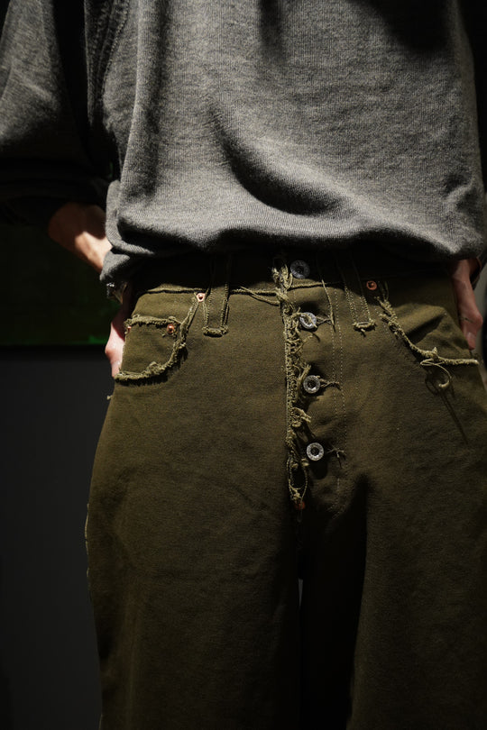 SUGARHILL(シュガーヒル)のRAW-EDGE CANVAS DENIM PANTS(DARK