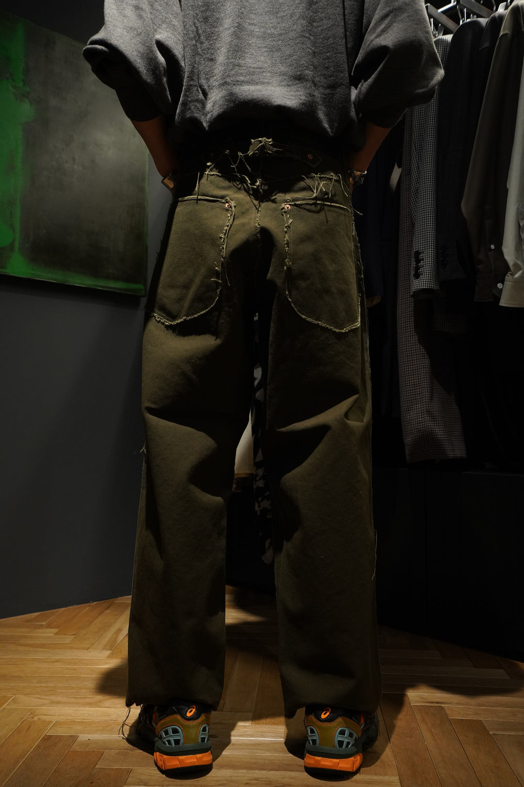 SUGARHILL(シュガーヒル)のRAW-EDGE CANVAS DENIM PANTS(DARK