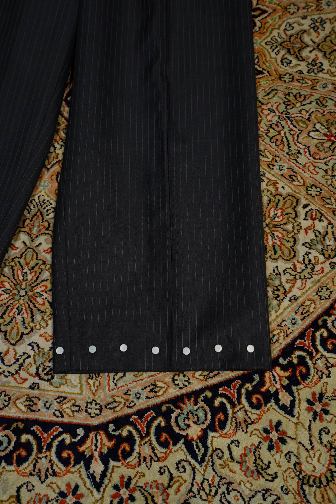 Omar Afridi(オマールアフリディ) のRIVETED WIDE CROPPED