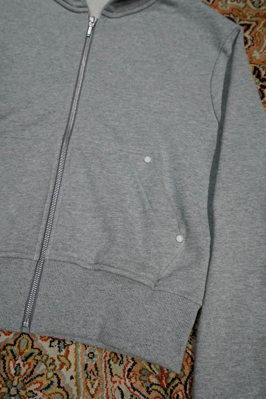Omar Afridi(オマールアフリディ) のRIVETED ZIP HOODIE(GREY Omar Afridi(オマールアフリディ) のRIVETED ZIP HOODIE(GREY