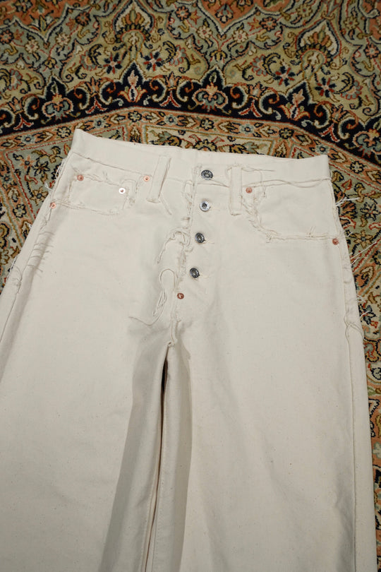 SUGARHILL(シュガーヒル)のRAW-EDGE CANVAS DENIM PANTS(IVORY