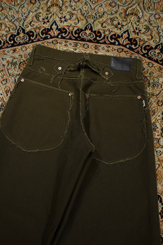 SUGARHILL(シュガーヒル)のRAW-EDGE CANVAS DENIM PANTS(DARK