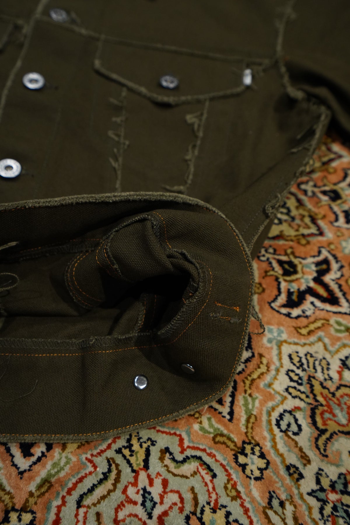 Sugarhill's Raw-Edge Canvas Denim Jacket Type3 (Dark Khaki