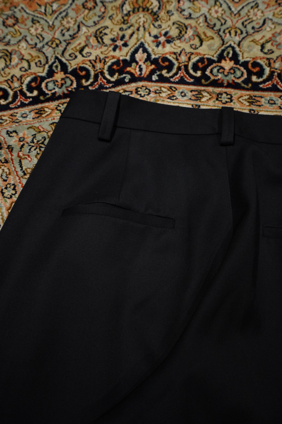 Omar Afridi(オマールアフリディ) のRIVETED WIDE CROPPED