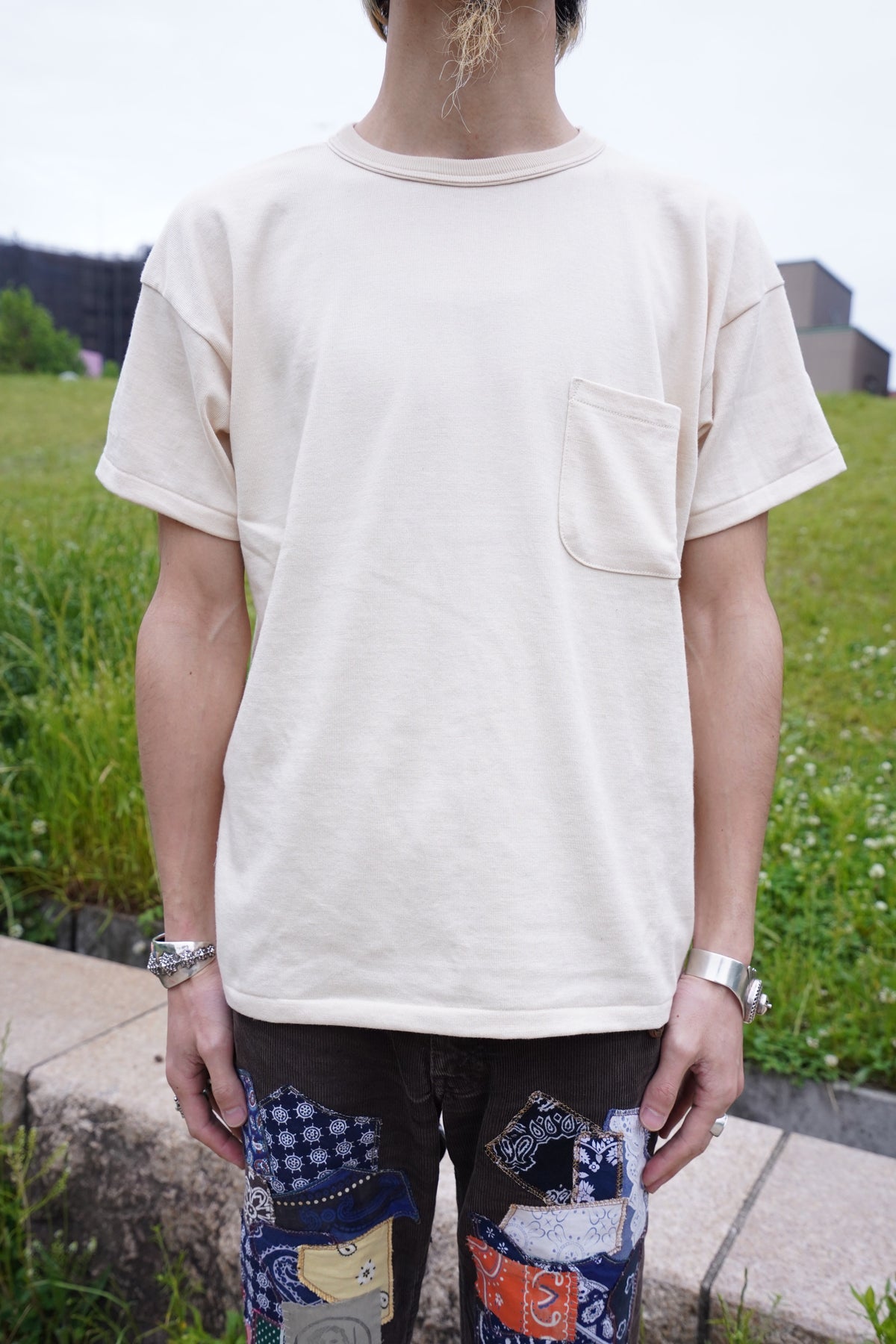 Taiga Takahashi(タイガタカハシ)のTEE SHIRT(IVORY)(Tシャツ)の通販 | CEDARWOODのオンライン ...