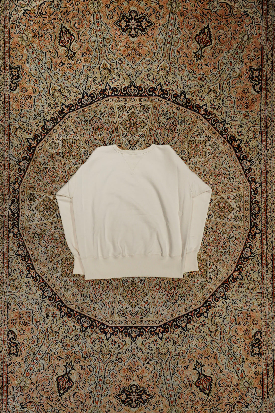Taiga Takahashi(タイガタカハシ)のSWEAT SHIRT(IVORY)(スウェット)の